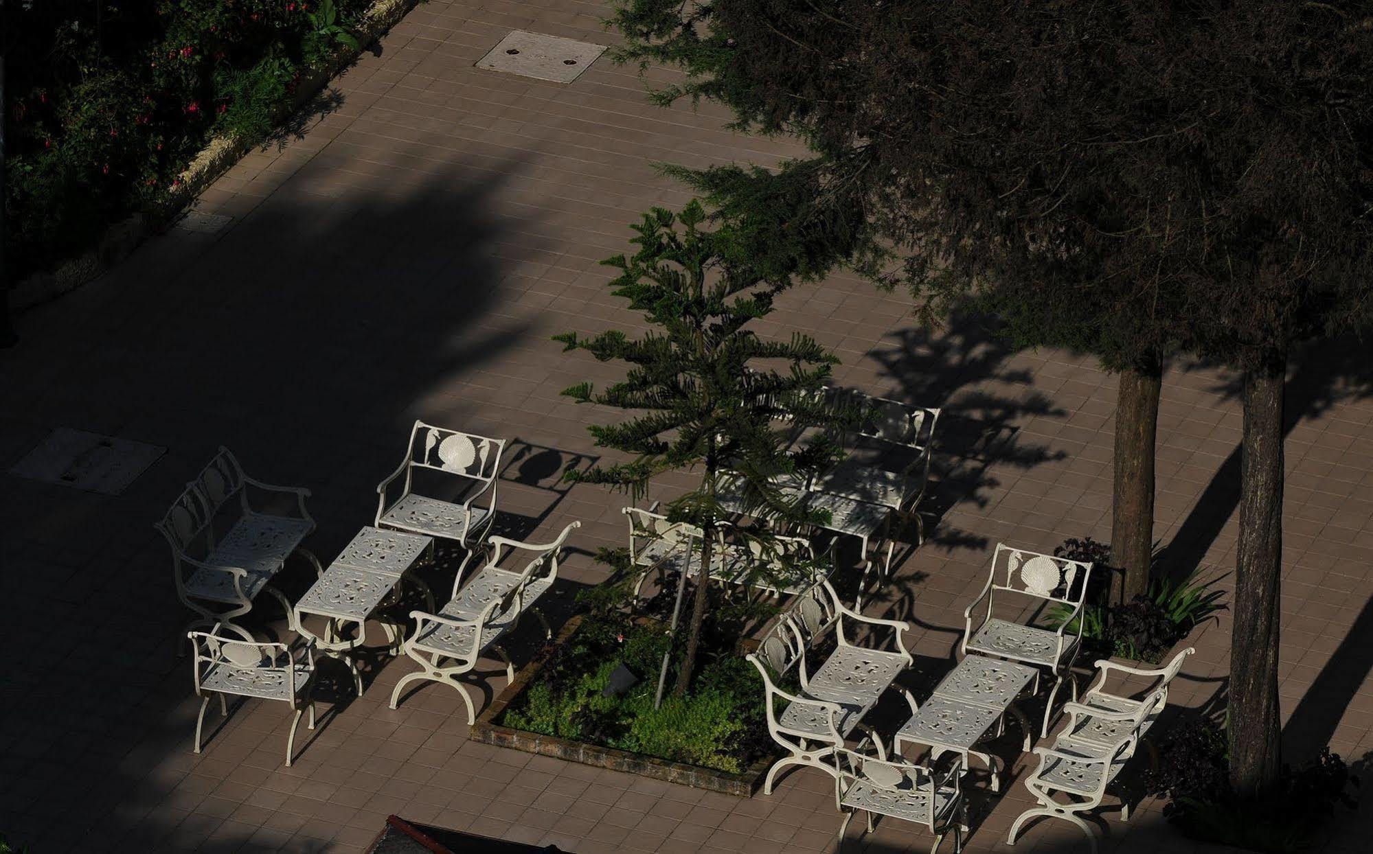 Готель Club Mahindra Масурі Екстер'єр фото